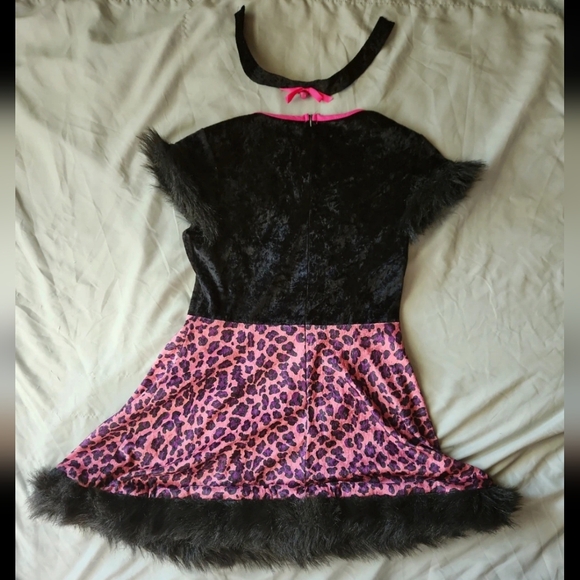 Size M Leopard print costume - Picture 2 of 4